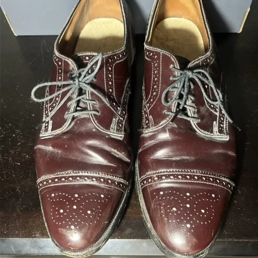 Allen Edmonds Mens Dress Shoes Size 11 D Sanford Burgundy Leather Brogue Cap Toe